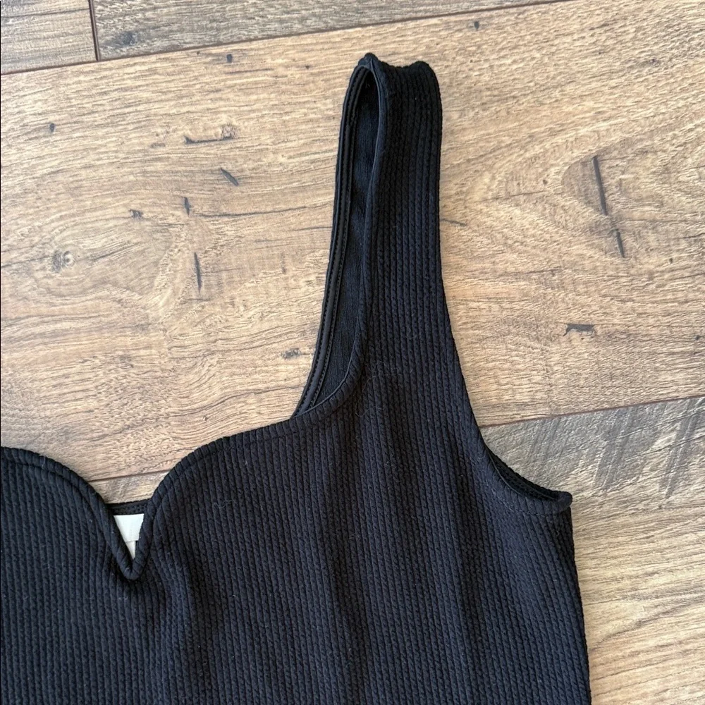 H&M Black Scallop Neck Tank Top - Picture 6 of 7